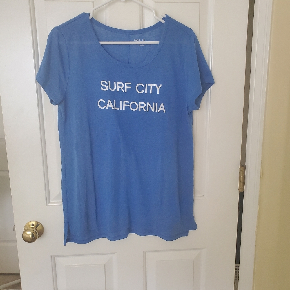 Gap t shirt
